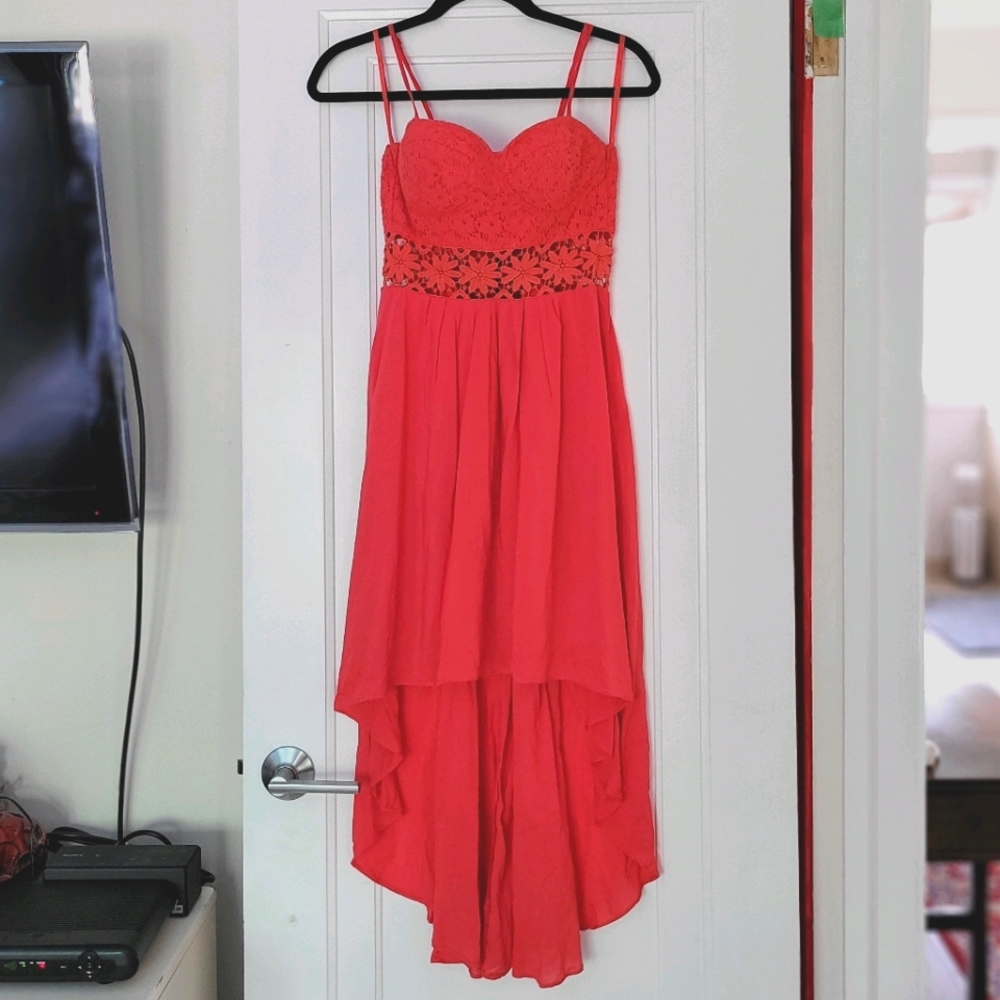 Gorgeous summer dress! 👗